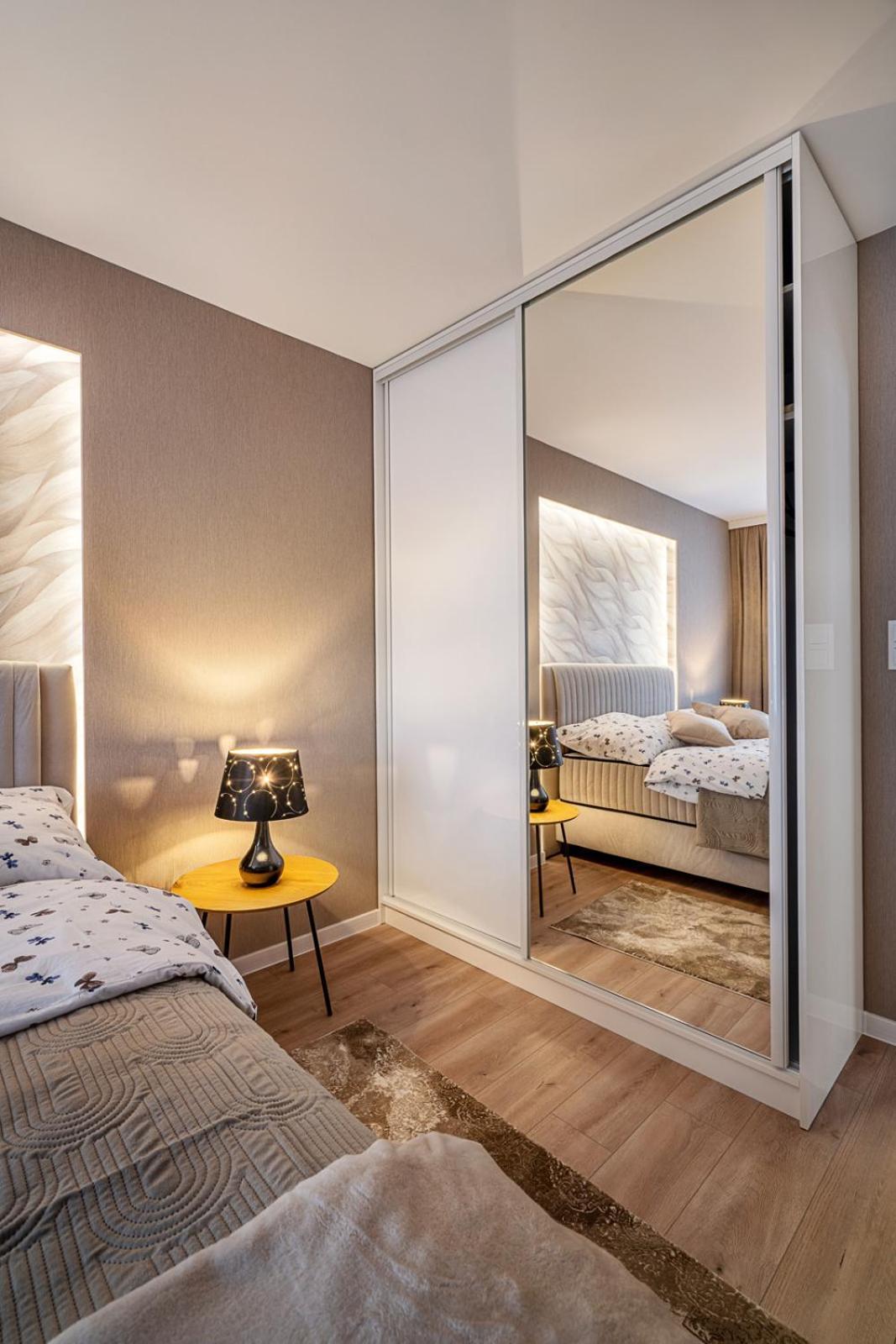 Apartament Serbanska 1Przez2 แชมิตช์ ภายนอก รูปภาพ